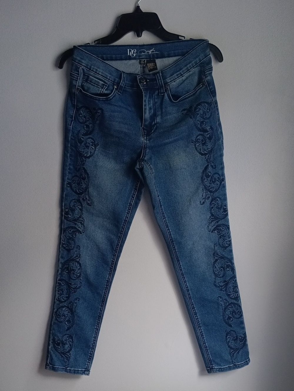 DG2 by Diane Gilman Dark Blue Skinny Jeans with Side Embroidery